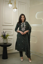 Green Embroidered Cotton Kurta Set With Mulmul Dupatta